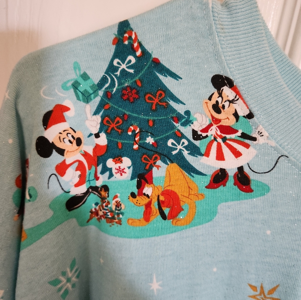 Disneyland Blue Christmas Sweatshirt Cozy Long-Sleeve Size Medium - Picture 5 of 8
